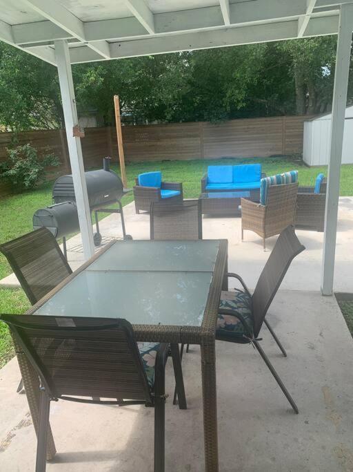 San Antonio Comfort 4 Bedroom 3 Bath Home 5 Mins From Sea World Exterior foto